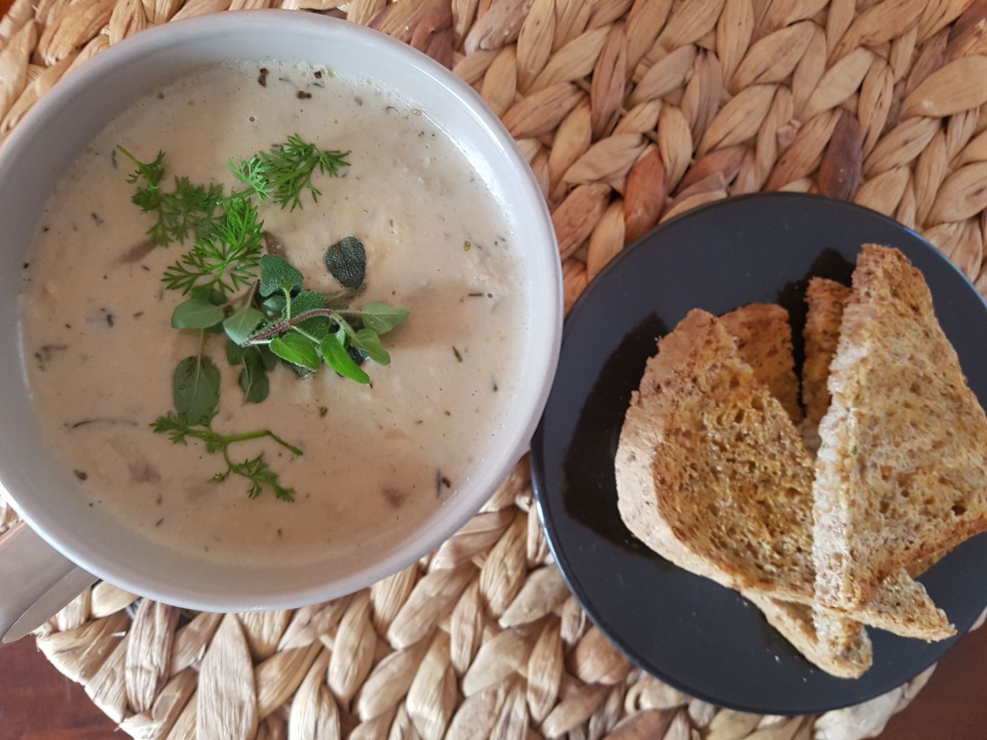 creamy mushroom soup